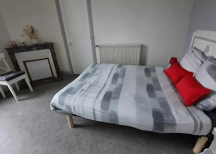 La Gare De * Chambretaud