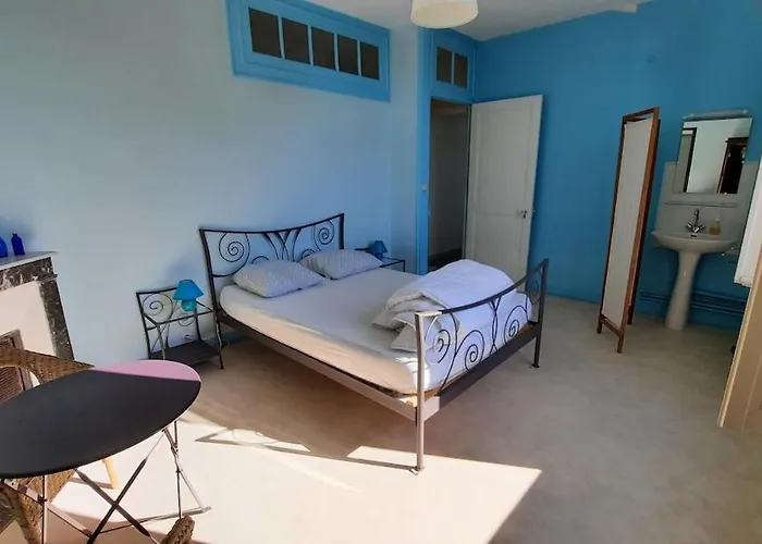 Casa de Férias La Gare De *