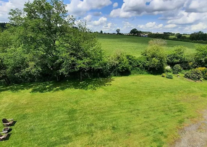 La Gare De Chambretaud